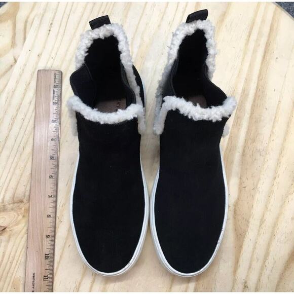 Lucky Brand Chelsea Boots Womens 11M Black Kichai Casual Comfort Faux Fur Suede - Picture 3 of 8